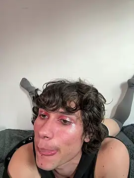 Živý XXX chat LittleTymmy
