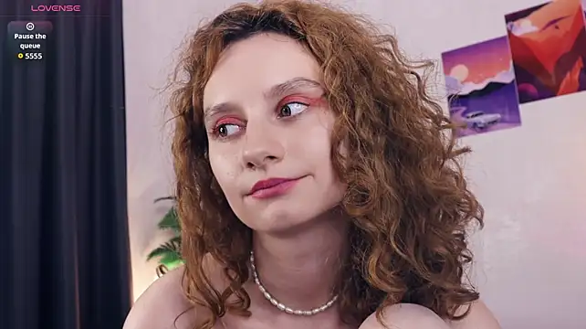 Chat XXX ao vivo de Leya_Curly