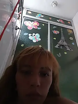 Isabella__RiskyのライブXXXチャット