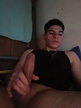 Chat +18 de Oliver_LA ao vivo