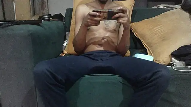 Winterslender's Live XXX Chat