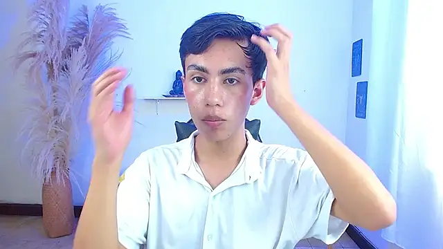 Webkamerová show angelocum18