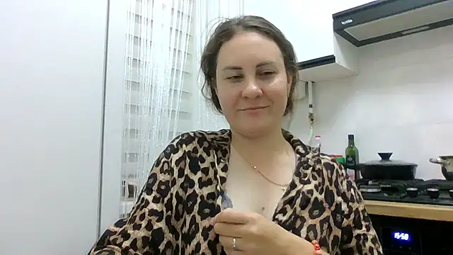 MeadowEyes XXX чат на живо