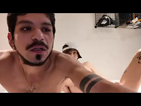 AdrielDot – Naživo XXX chat