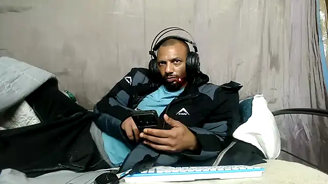 Chatroom XXX en direct de Camodick