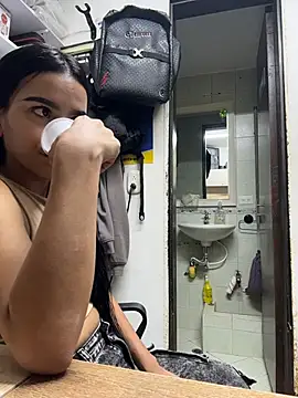Melissa_RendonのライブXXXチャット