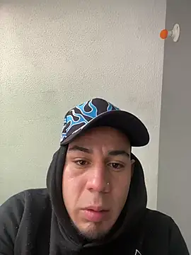 Taylor_DiamondBoy Live XXX Chat