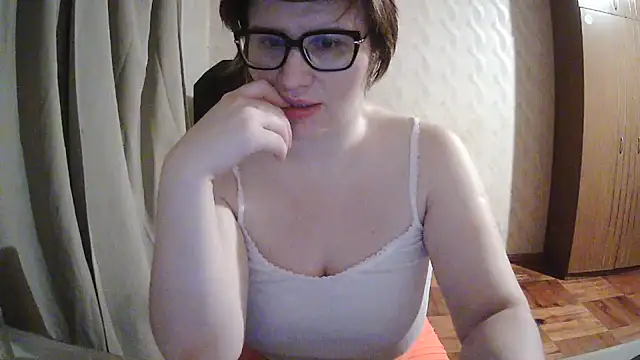 Show modela Jolinaha na web-kameri