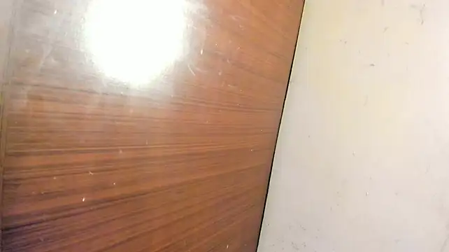 Lucy_Doll85's Live XXX Chat