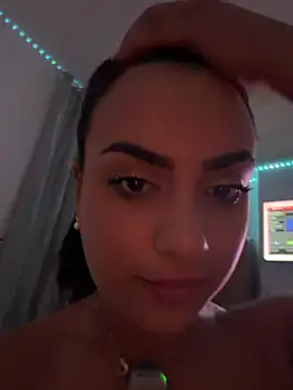 Chatroom XXX en direct de Elyza_Ibarra