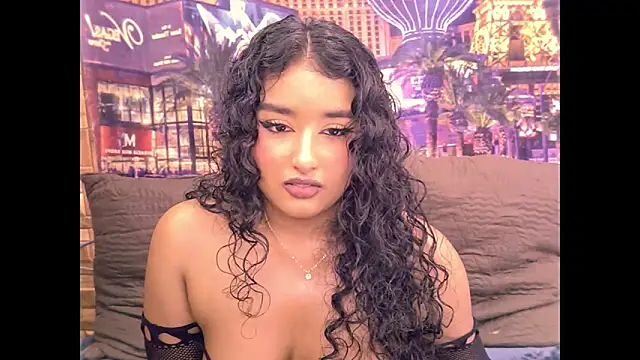 Chat +18 de IndianAngel4u ao vivo