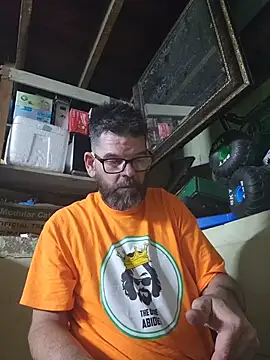 ultimateBWC élő XXX-chatje