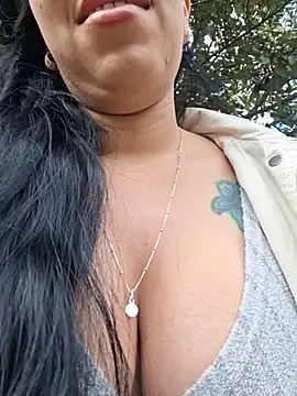 Chat XXX ao vivo de Luianna