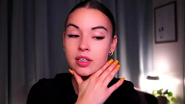 Fawnette live XXX chat
