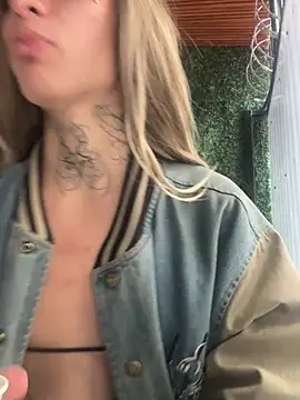 MadisonWood01n Live XXX chat