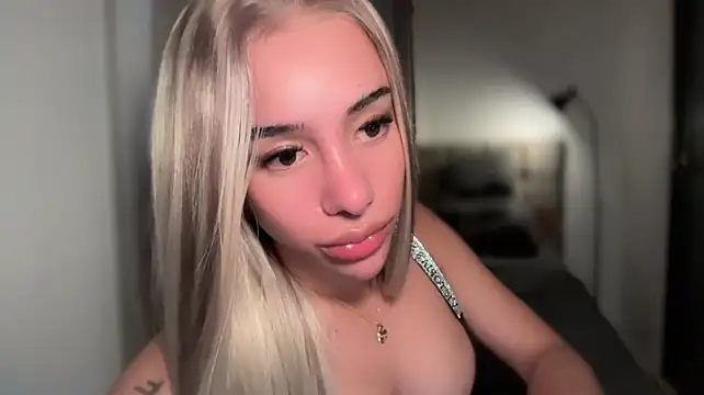 Вебкам-шоу S1nfulbarb1e