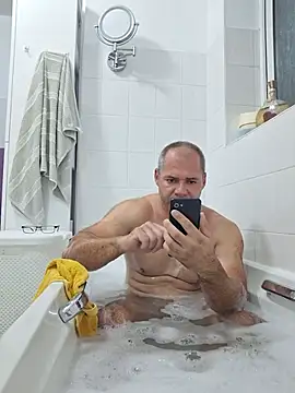 Lucas85530 webcam show