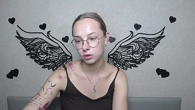 XXX chat uživo modela SteshaGlass