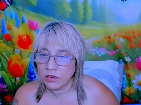 indianroxy live XXX chat