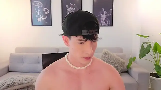 הופעת וובקאם של neythan_blaze