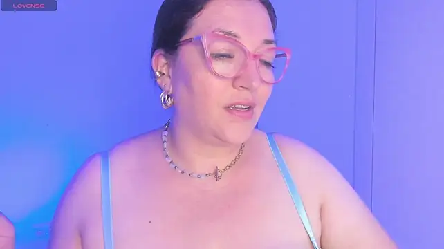 Naty_Mature_'s Live XXX Chat