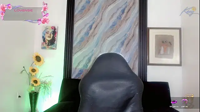 The_babys_wordl Webcam show