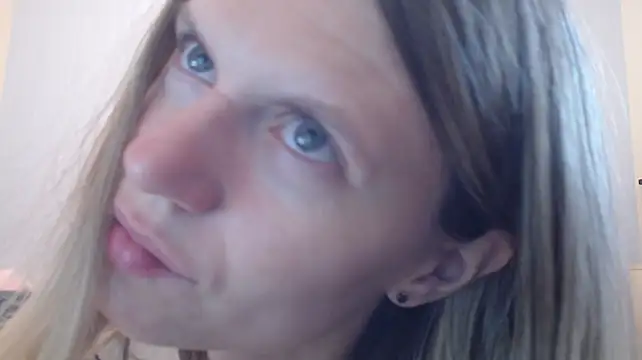 Živý XXX chat night_is_dark