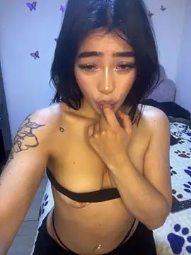 Czat XXX na żywo – DAKOTA_SAKURA