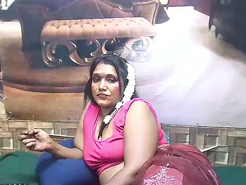 แชท XXX สดของ IndianSexyLady20