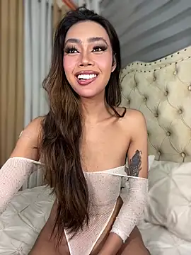 Innocent_yanixx69 Webcam-Show