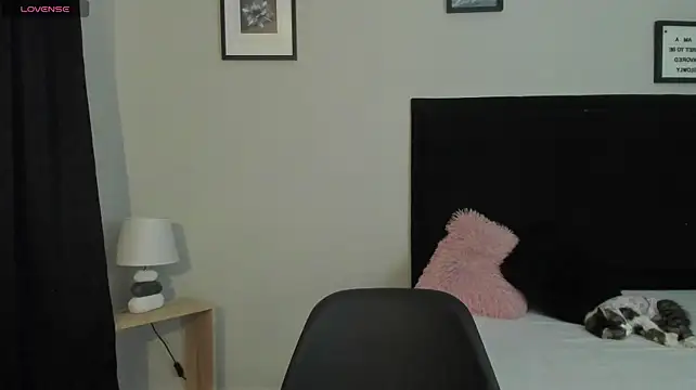 Sara_B's Live XXX Chat