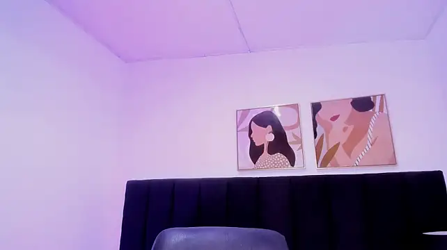 XXX chat uživo modela dullce77