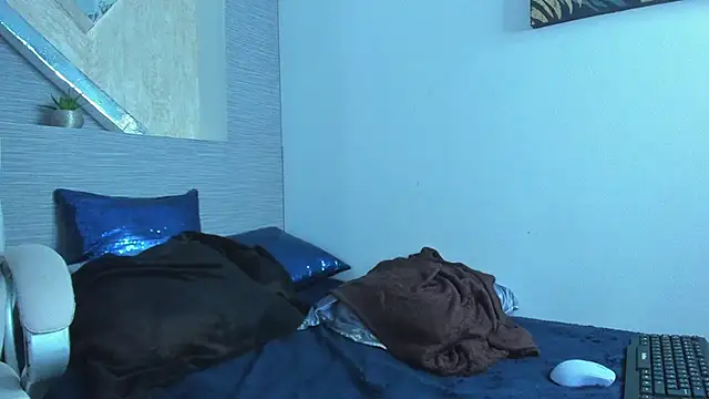 Cherry_Dolls লাইভ XXX চ্যাট
