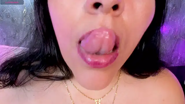 SexxyPamela's Live XXX Chat