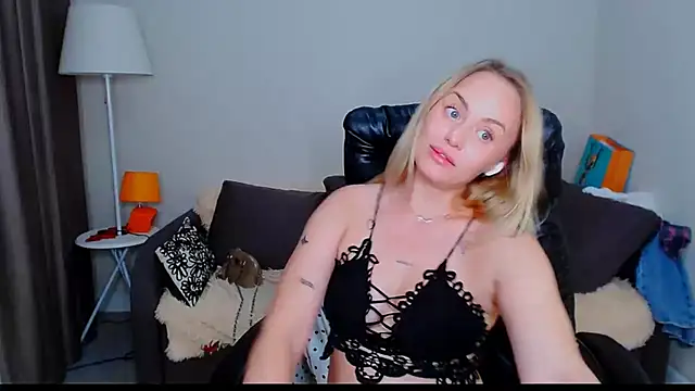 Chat XXX Live LiluMoon__