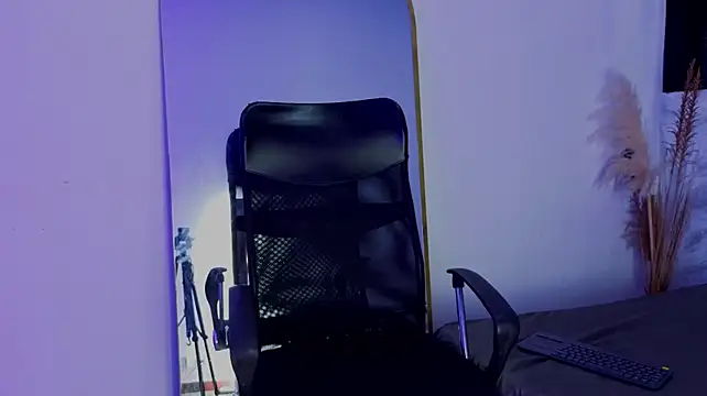 july_quinzel's Live XXX Chat