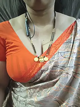 Chatroom XXX en direct de bhuvana_555