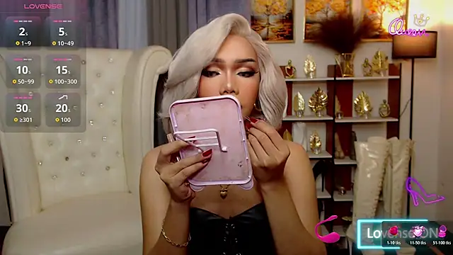 XXX chat uživo modela FuckingDollz