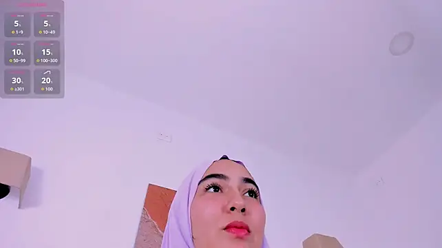 Malika_Noor 现场XXX聊天