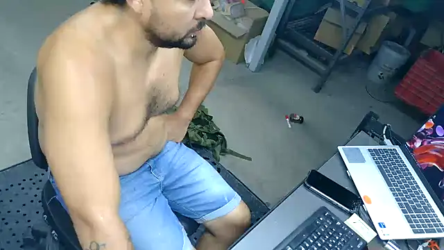 BustedCall Webcam show