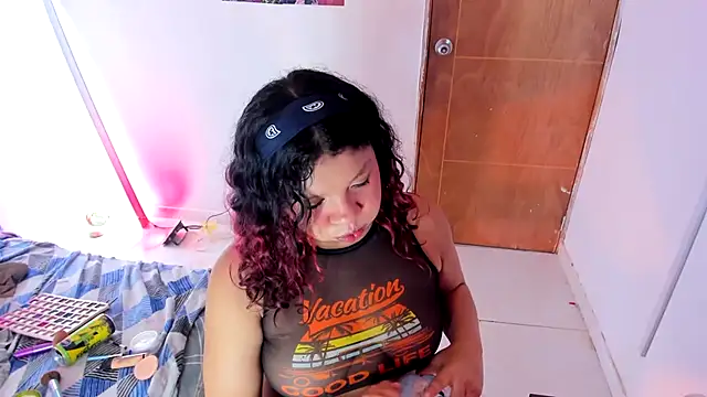 Emily_Coper18 Obrolan Langsung XXX