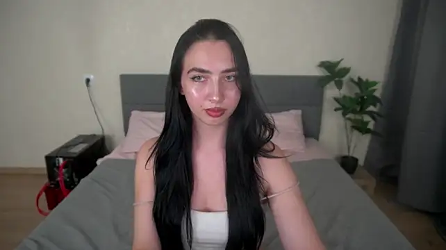 WildKittenX_ – Live XXX-chat