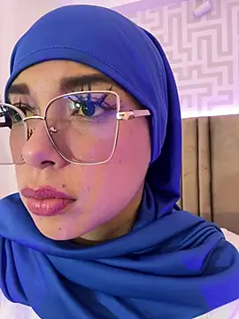 naishaa_ Adlı Modelin Canlı XXX Sohbeti
