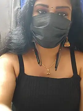 soundharya_tamil's Live XXX Chat