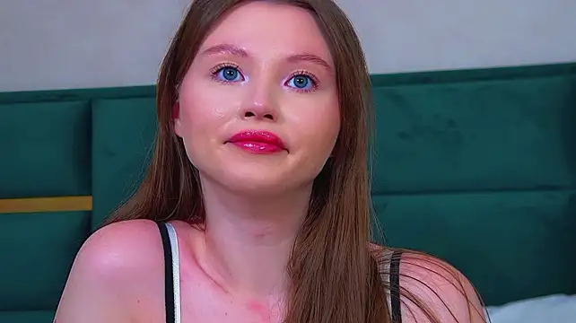 KeiraAsti live XXX chat