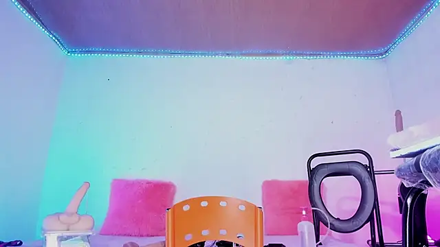 Chat +18 de karol_stom ao vivo