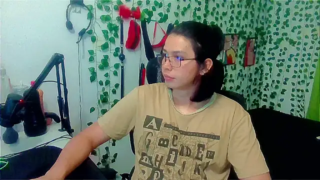 Andy_gray Live XXX-Chat