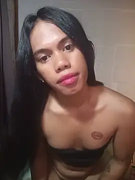 Quenn_harleyxx Шоу с уебкамера