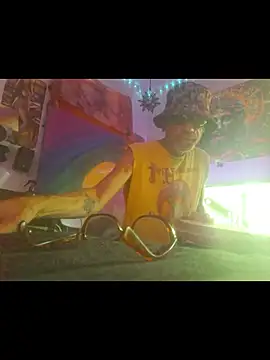 Undercover_Pornstar – webcam-show