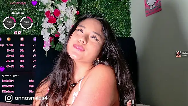 AnnaSmiles Chat XXX in diretta